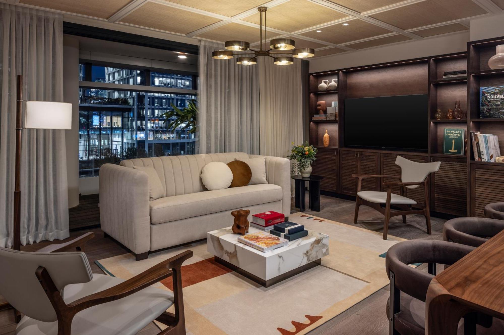The George *